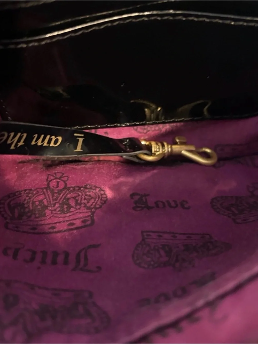 Juicy Couture Vintage Y2K Rare Black Velvet wristlet wallet Pouch Charm